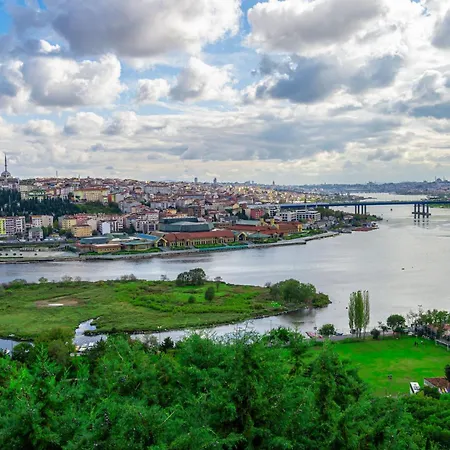Szálloda Stayso The House 5*
