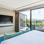 Stayso The House Hotel