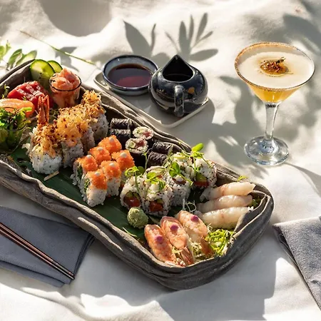 Stayso The House Hotel