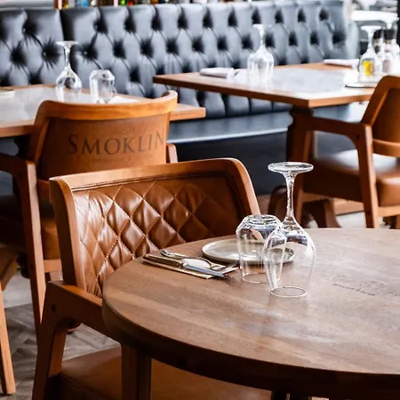 Stayso The House Hotel