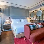 Stayso The House Szálloda 4*