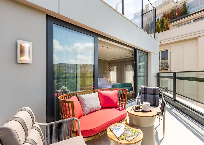 Отель Stayso The House